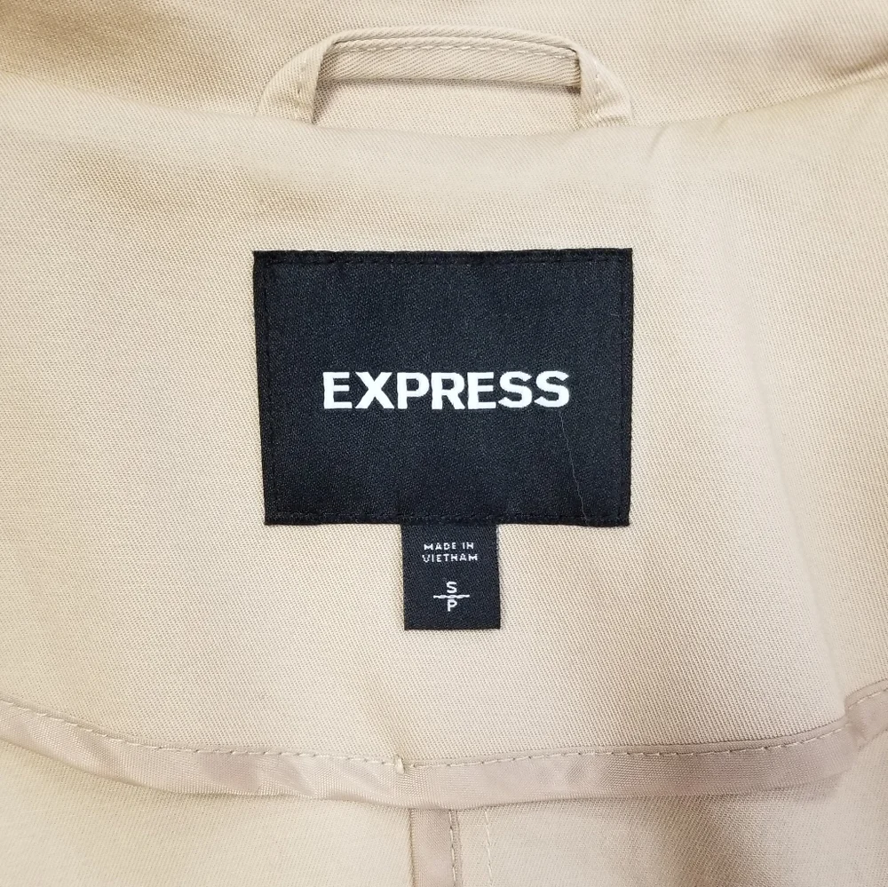 Express Trench Coat - Picture 9 of 10